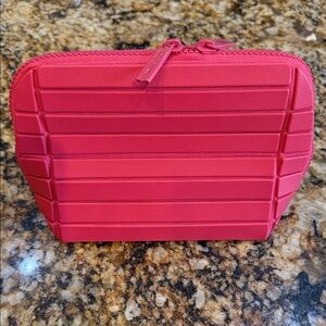 Parallelle Small Traveller Cosmetic Bag